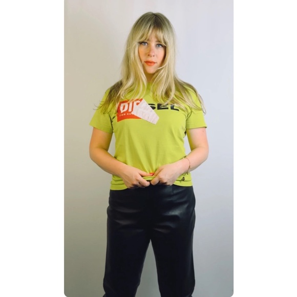 Diesel Brand Short Sleeved Cotton Crewneck Graphic Logo Tee Shirt in Yellow S/M - Picture 3 of 11